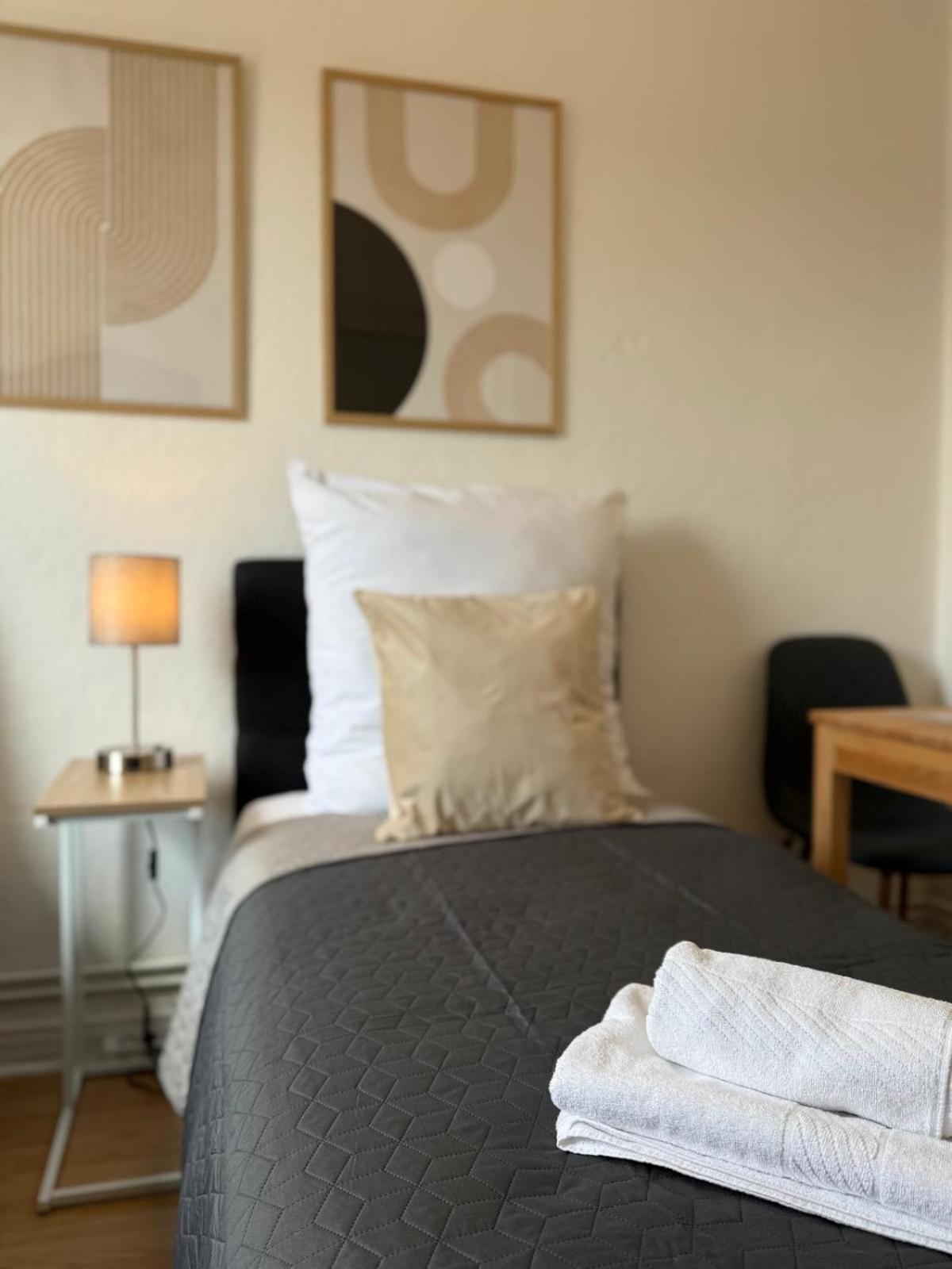 Tt Living Apartments Bonitas & Divinitas I 2 Schlafzimmer I Kueche I Vollbad I Waschmaschine 瑞林根 外观 照片